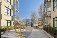 302 5005 ASH STREET - thumbnail 19