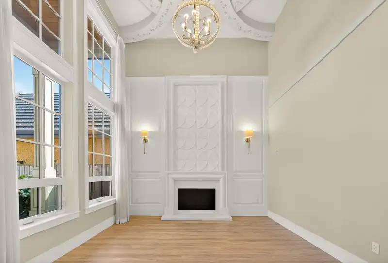 5028 MAPLE ROAD - photo 2 of 27