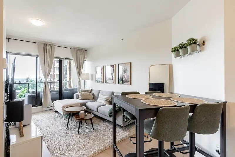 804 6833 STATION HILL DRIVE - photo 1 of 36