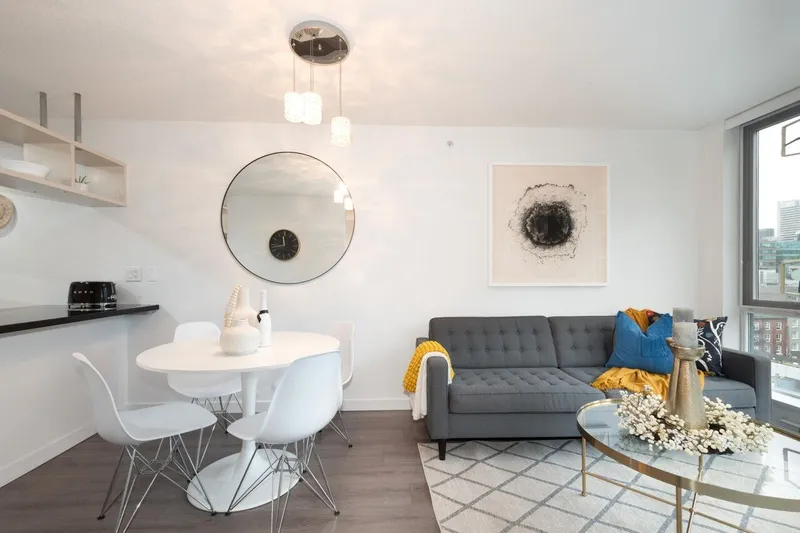 1205 1082 SEYMOUR STREET - photo 4 of 25