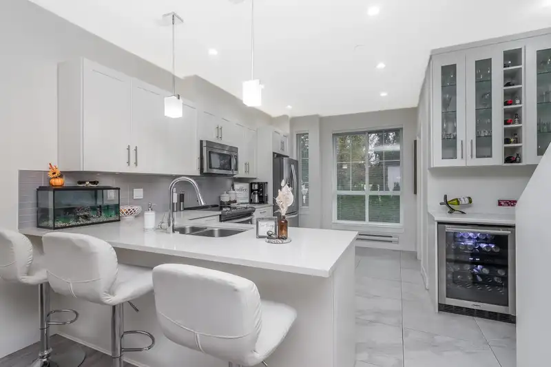 15 9989 240A STREET - photo 3 of 19