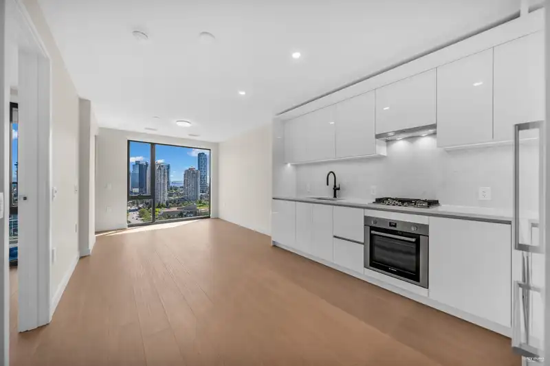 1607 5987 WILSON AVENUE - photo 1 of 31