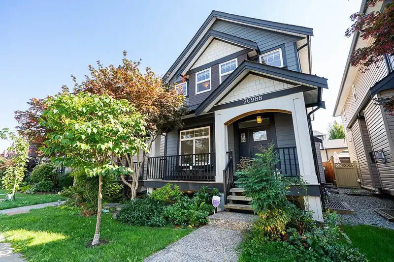 20988 80A AVENUE - photo 1 of 40