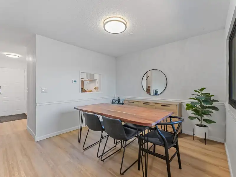 236 CARDIFF WAY - photo 4 of 20