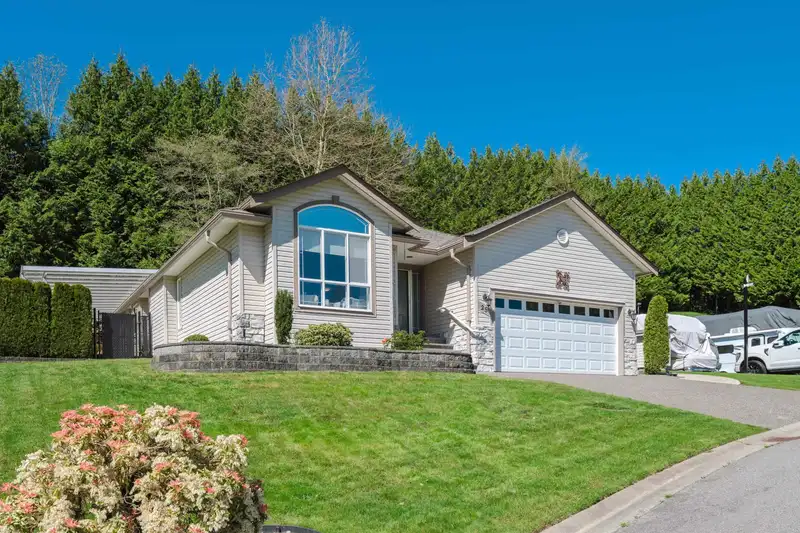 25 32250 DOWNES ROAD - photo 1 of 40