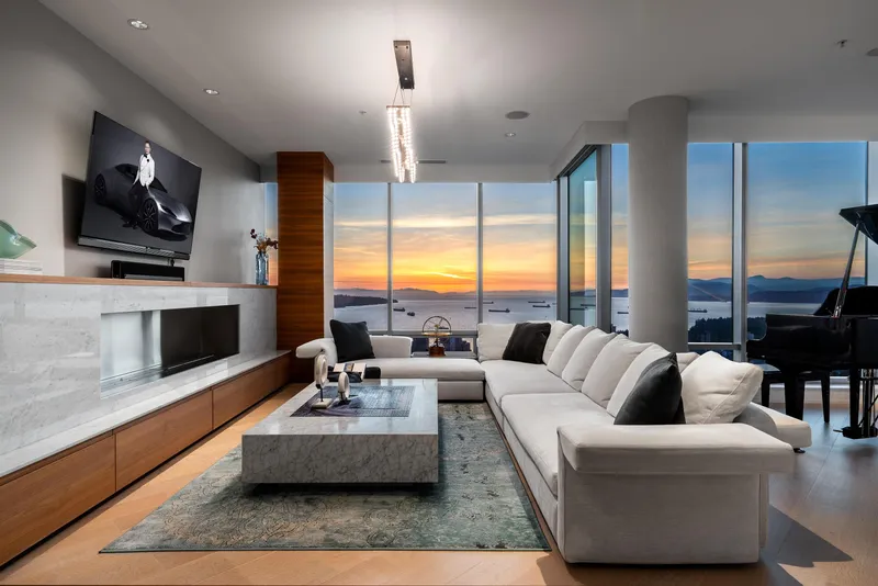 5302 1128 W GEORGIA STREET - photo 1 of 25