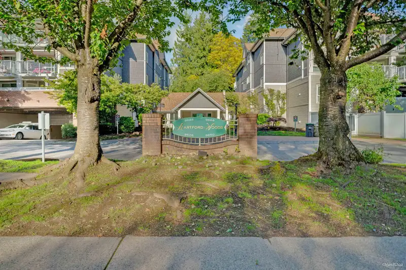 115 9626 148 STREET - photo 2 of 27