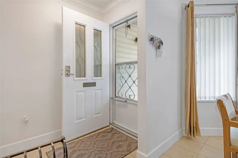 19 9971 151 STREET - photo 2 of 25