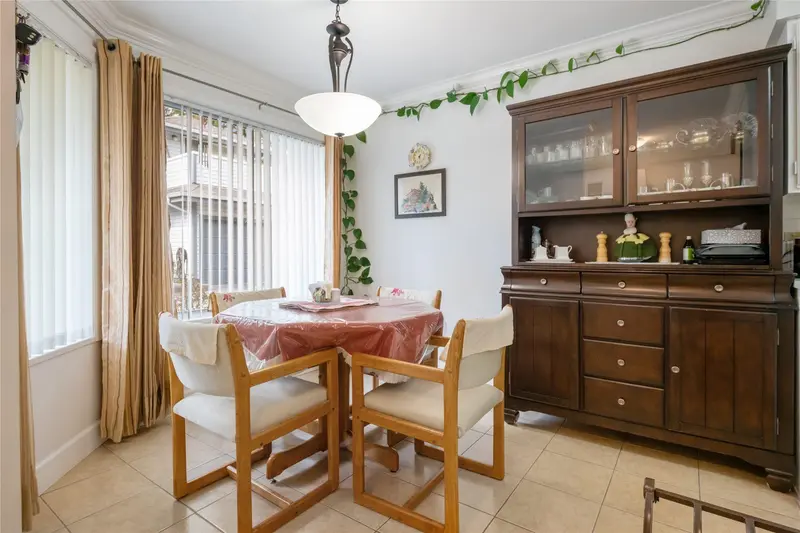 19 9971 151 STREET - photo 3 of 25