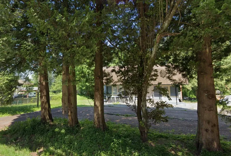 19273 80 AVENUE - photo 4 of 25