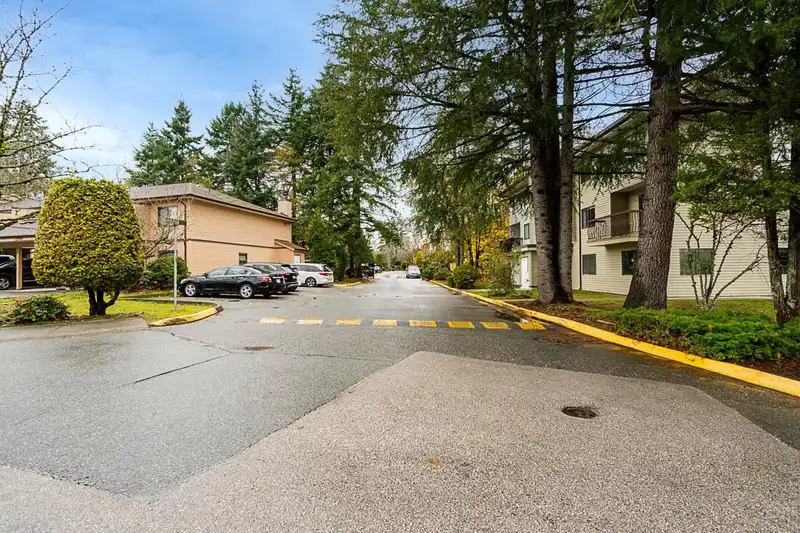 101 7064 133B STREET - photo 2 of 34