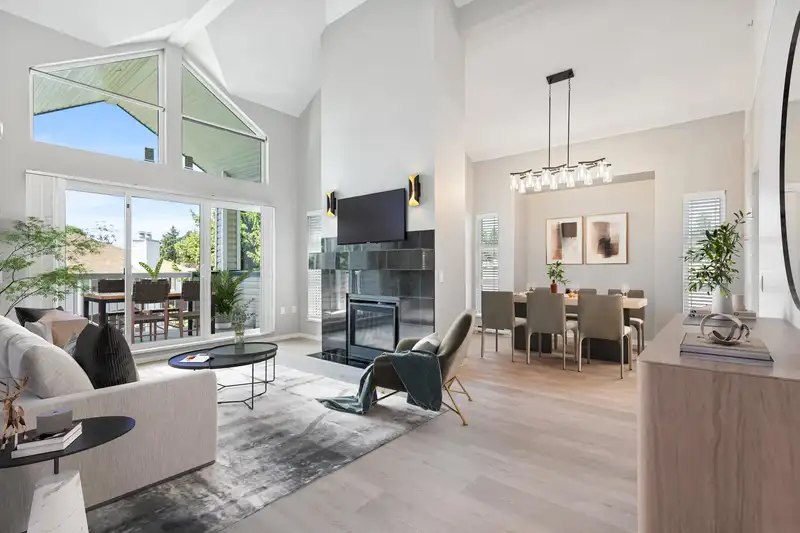 301 13911 70TH AVENUE - photo 1 of 39