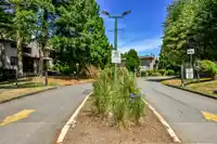 10509 HOLLY PARK LANE - thumbnail 30