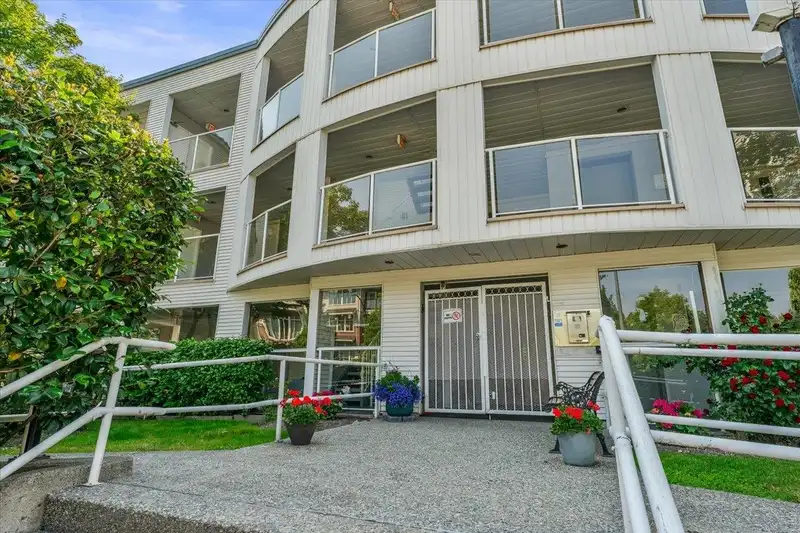 106 2339 SHAUGHNESSY STREET - photo 2 of 20