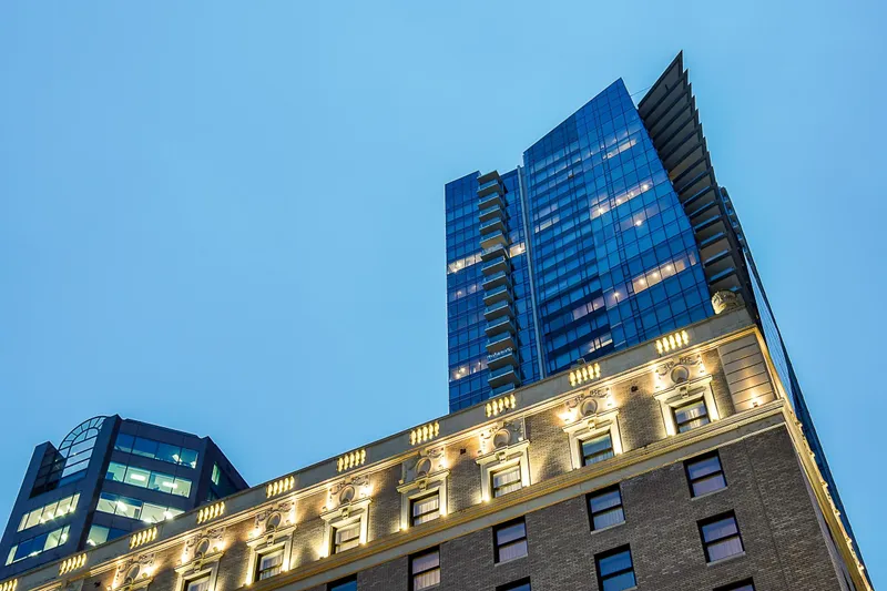 1803 667 HOWE STREET - photo 2 of 25