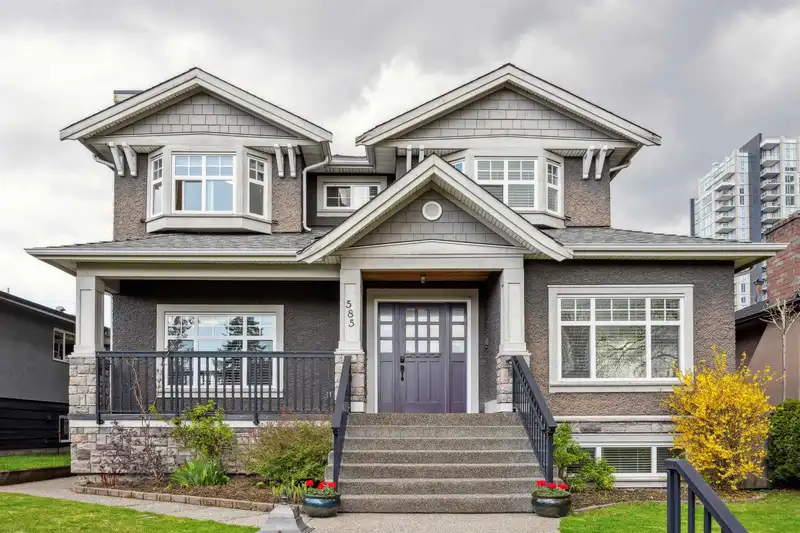 585 W 60TH AVENUE - photo 1 of 37