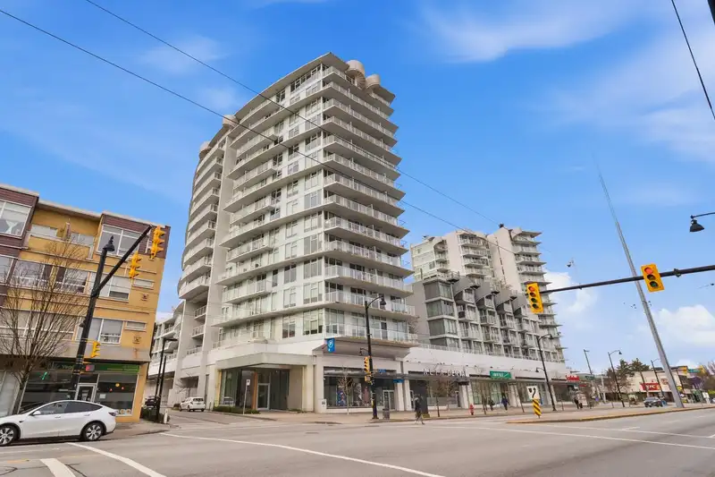 507 2220 KINGSWAY - photo 2 of 23