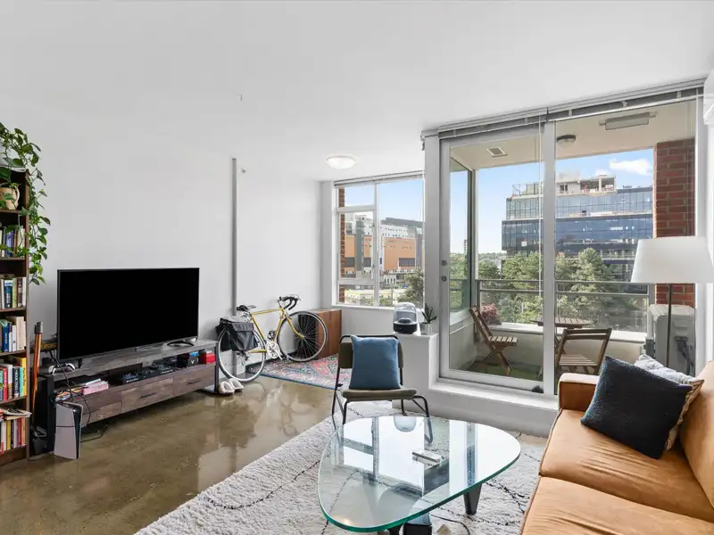 617 221 UNION STREET - photo 2 of 22