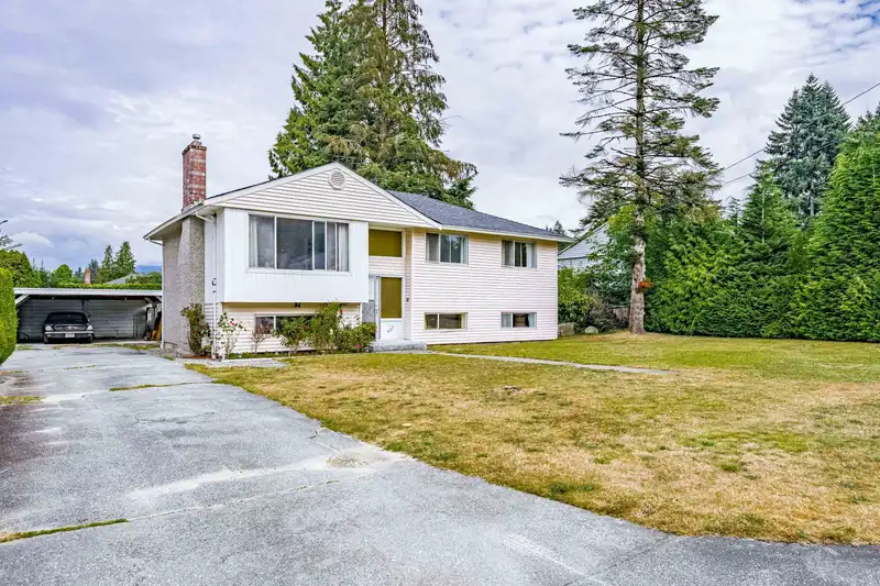 837 REGAN AVENUE - photo 3 of 40