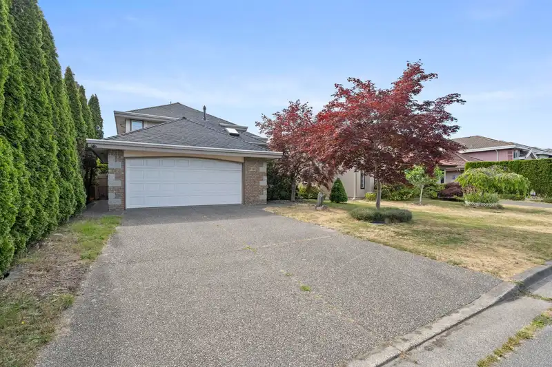12100 HARRISON AVENUE - photo 2 of 40