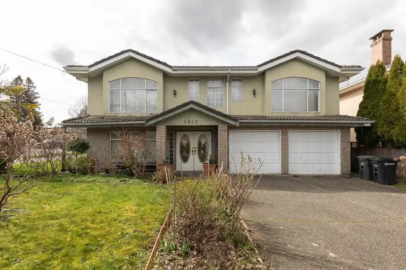 4685 SMITH AVENUE - photo 3 of 37