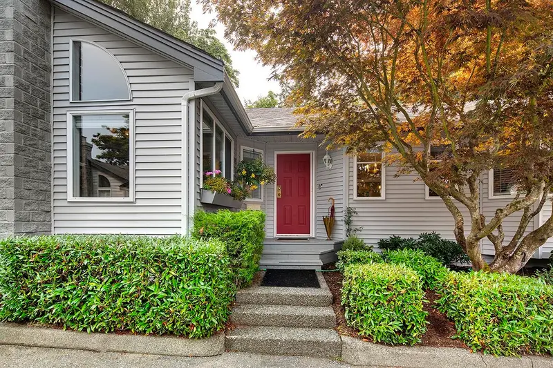 1744 128 STREET - photo 2 of 25