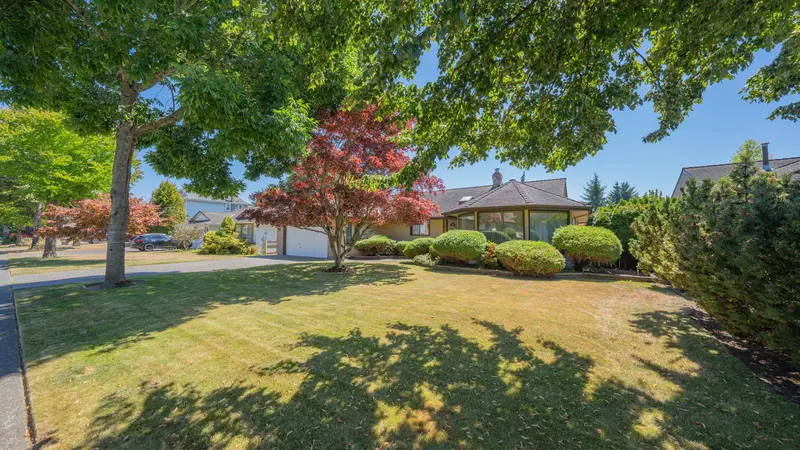 14076 19A AVENUE - photo 1 of 25