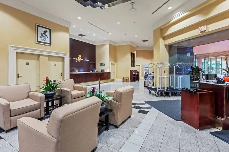 1507 838 HAMILTON STREET - photo 4 of 5