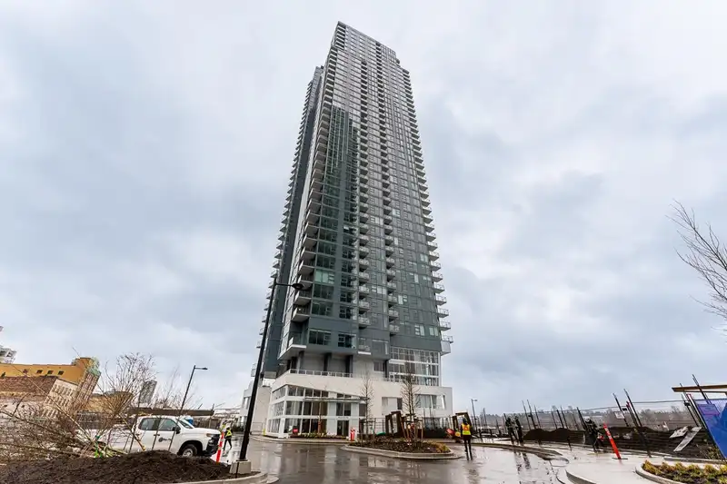 1403 660 QUAYSIDE DRIVE - photo 2 of 40