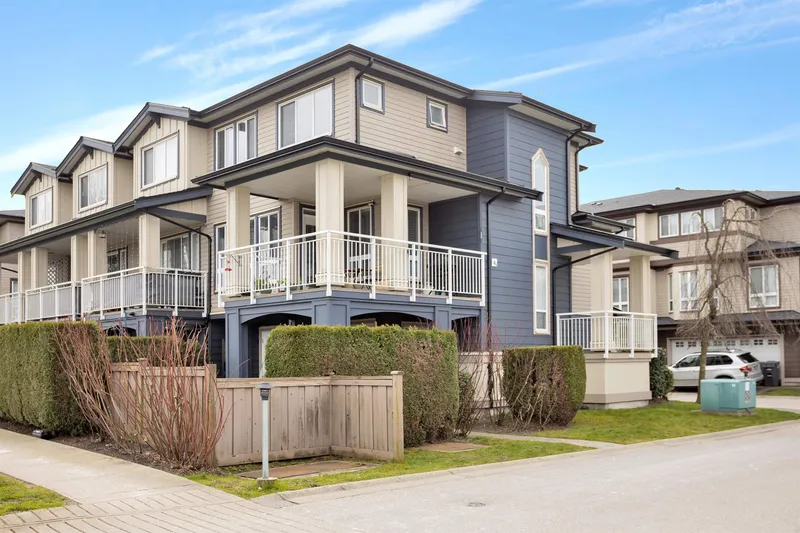 23 160 PEMBINA STREET - photo 3 of 25