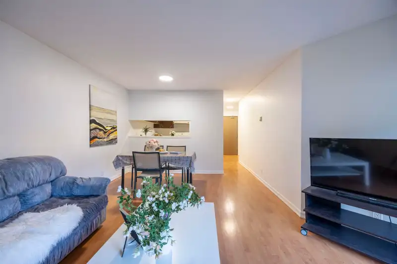 210 8451 WESTMINSTER HIGHWAY - photo 3 of 23