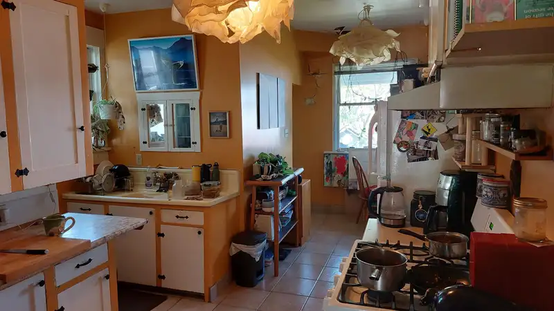 1951 NAPIER STREET - photo 4 of 26