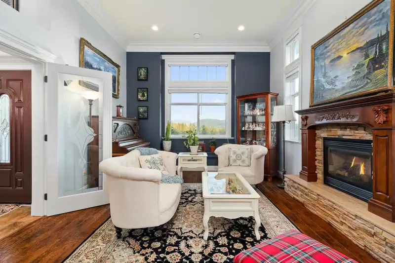 12483 POWELL STREET - photo 3 of 32