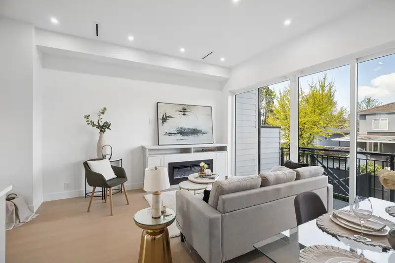 1 1005 E 55TH AVENUE - photo 3 of 40