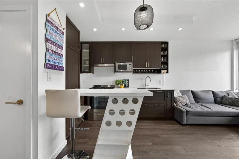 3006 5515 BOUNDARY ROAD - photo 2 of 25