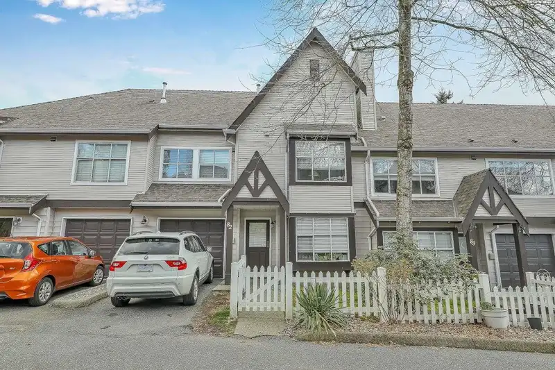 82 12099 237 STREET - photo 1 of 31