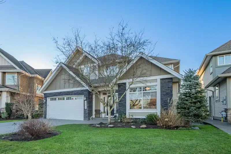 3363 273RD STREET - photo 1 of 40