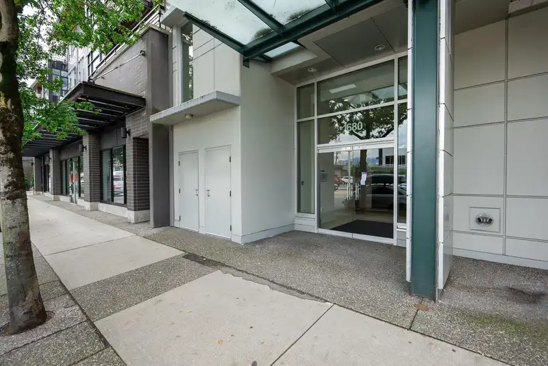 205 1680 W 4TH AVENUE - photo 3 of 40
