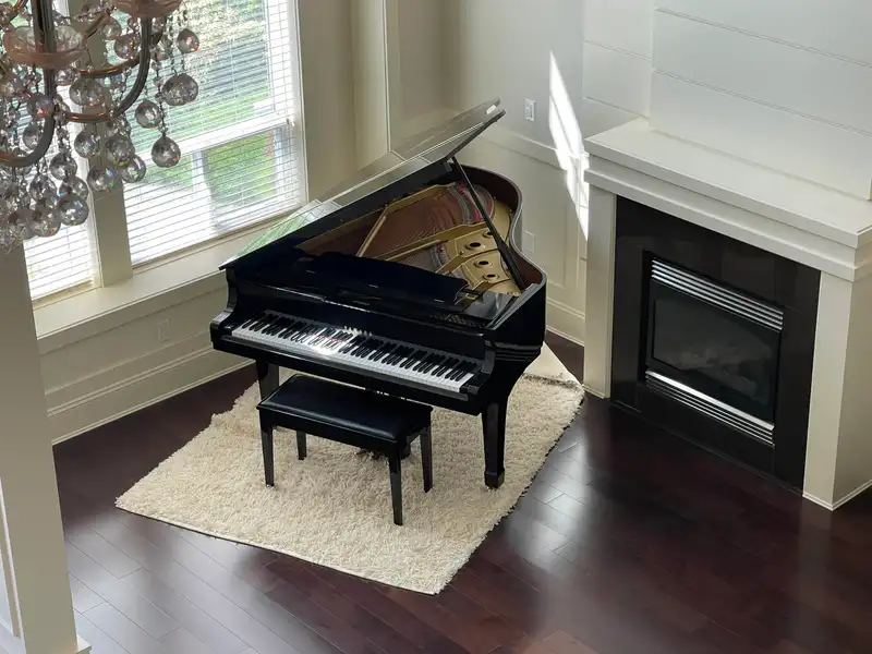 3691 GRANVILLE AVENUE - photo 2 of 23