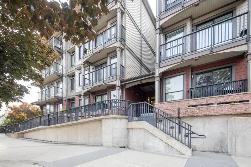 308 19830 56 AVENUE - photo 2 of 25