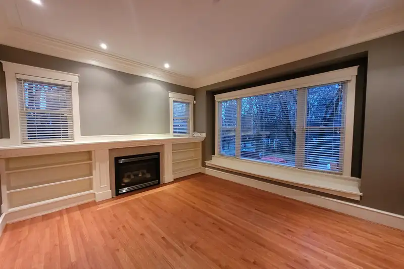 4188 HIGHBURY STREET - photo 2 of 15