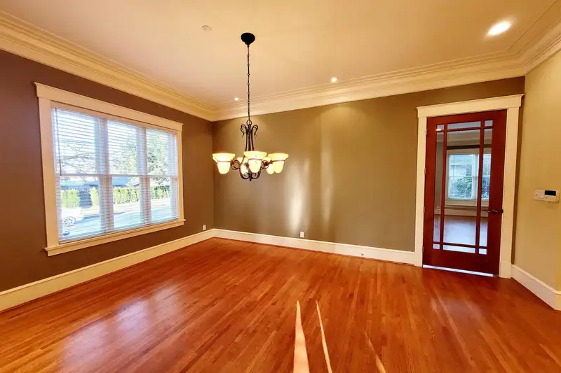 4188 HIGHBURY STREET - photo 3 of 15