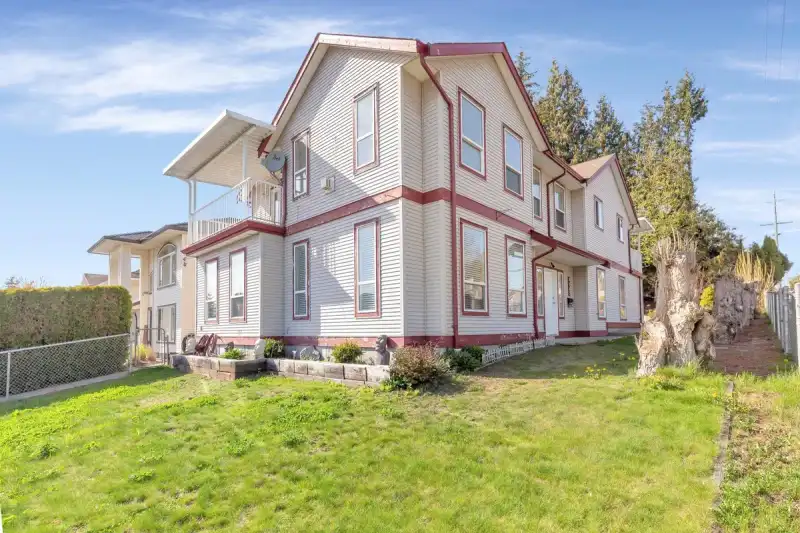 8067 CEDAR STREET - photo 1 of 23
