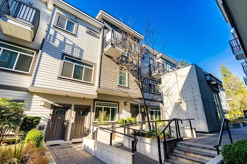 7 7247 140 STREET - photo 4 of 25