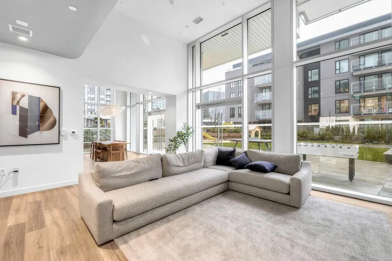 1909 5685 HALLEY AVENUE - photo 3 of 25