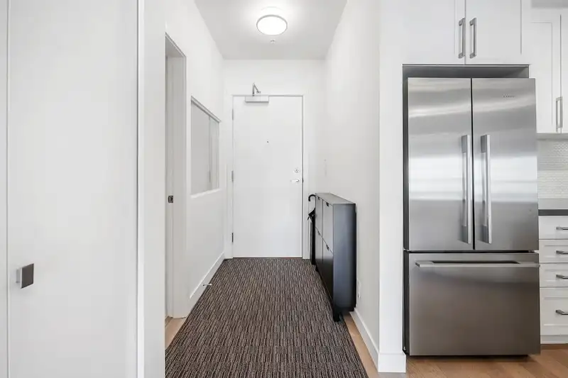 411 10177 RIVER DRIVE - photo 2 of 23