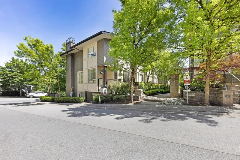 113 9229 UNIVERSITY CRESCENT - photo 2 of 23