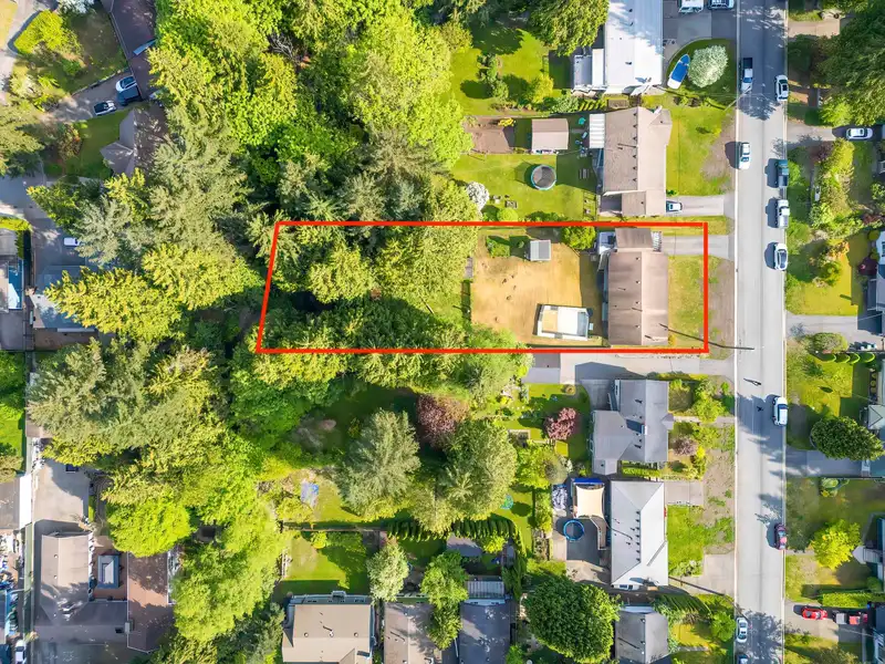 4067 SEFTON STREET - photo 4 of 34