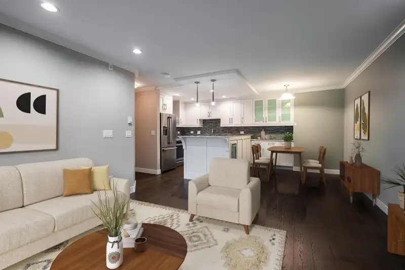 118 2915 GLEN DRIVE - photo 4 of 29