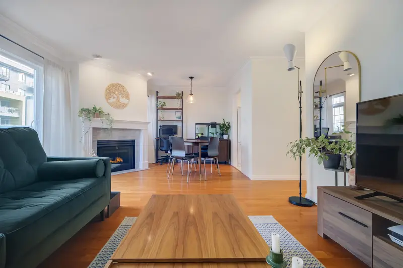 301 1868 E 11TH AVENUE - photo 1 of 22